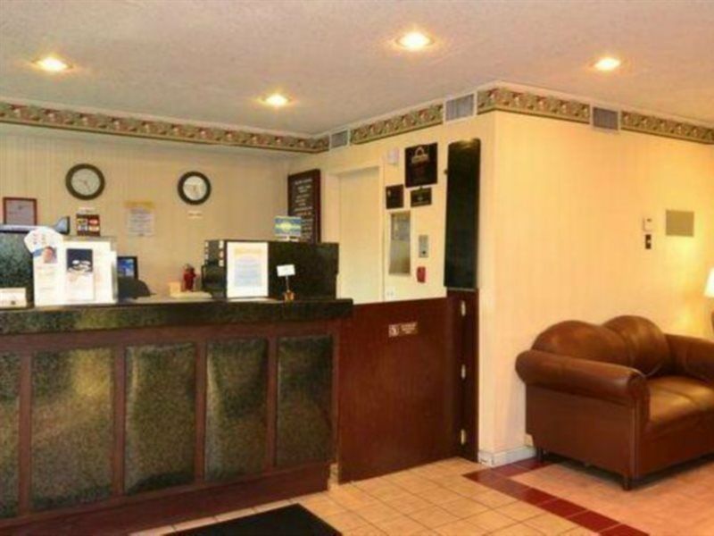 Days Inn By Wyndham Ontario Airport Bagian luar foto